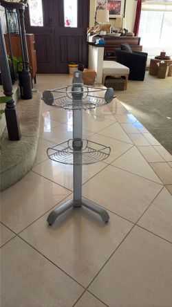 Simple human shower caddy