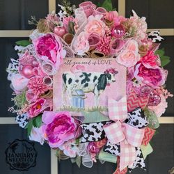 Cute Cow Valentines Day Wreath 