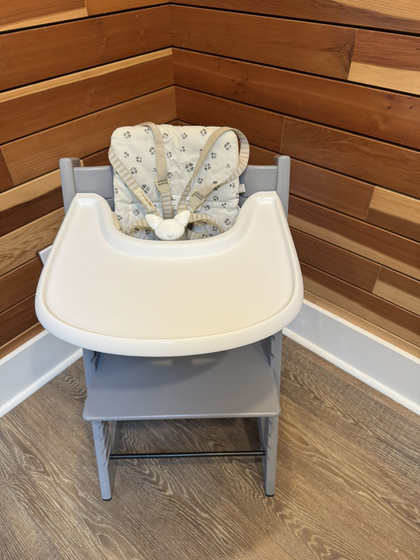 Tripp Trapp® High Chair² with cushion & tray