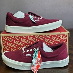 Vans Comfycush Era Men Size 9.5, Women Size  11