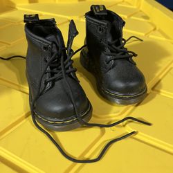 Size 4c Doc Martens 