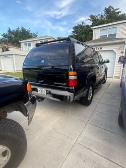 2004 Chevrolet Suburban