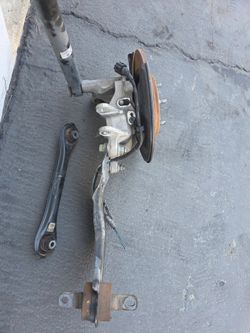 Honda crv 2019 rear driver suspension