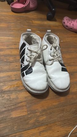 UGG Men's Neumel Chopd boots Size 9