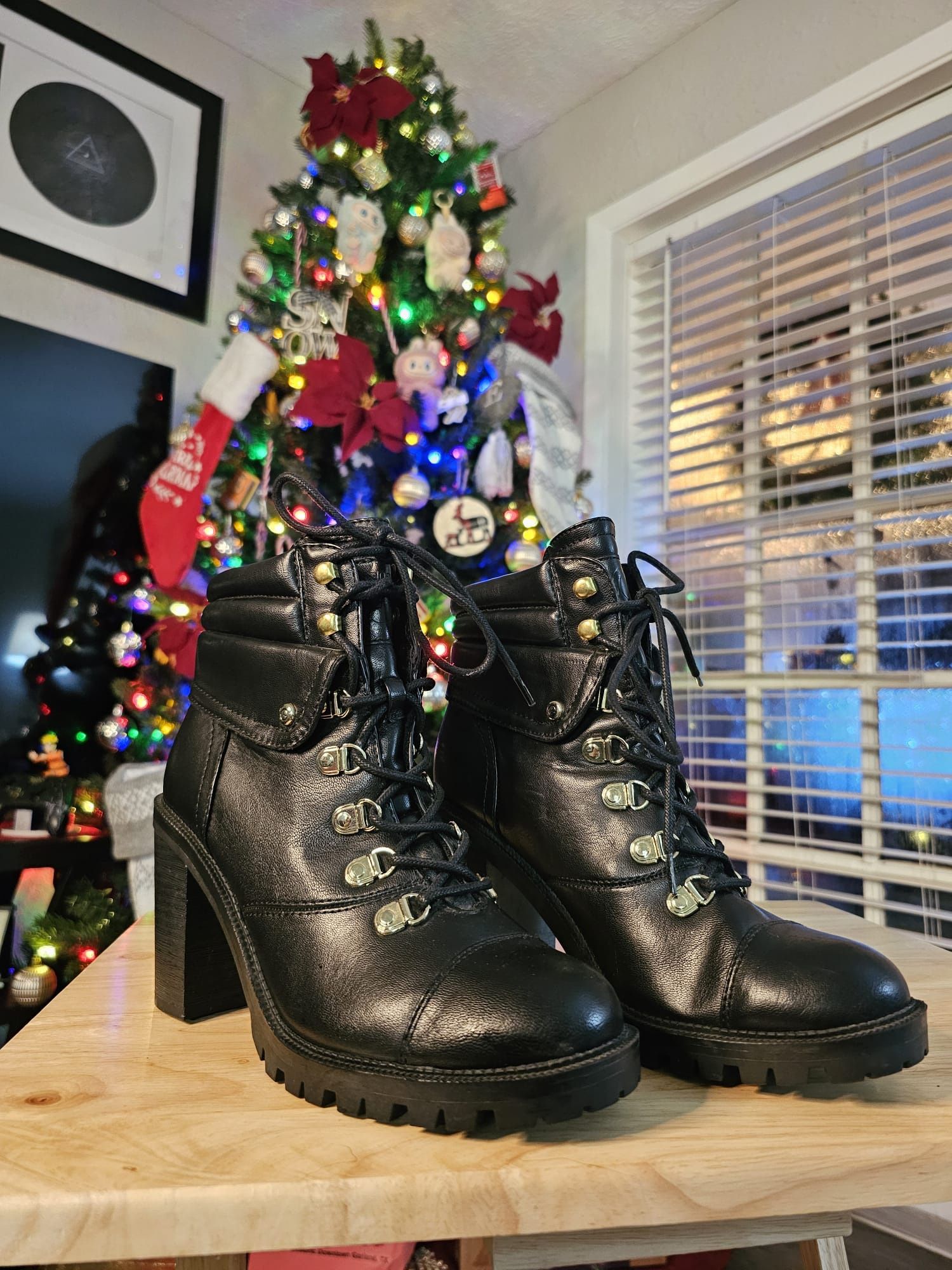 EUC G by Guess Jollyn Block Heel Booties Black Leather 3inch heels 8