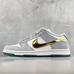 Nike Dunk SB Low SB Pro QS Holiday Special