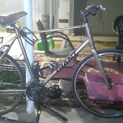 Giant 700 c Bike