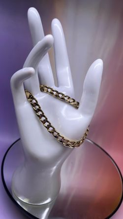 18k 25.9G 8” Curb Bracelet
