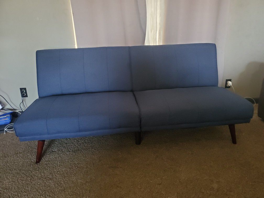 Fold out couch