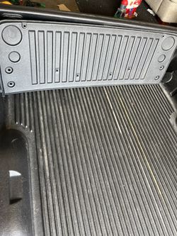 Chevy Bed Liner And Tailgate Plastic Cover