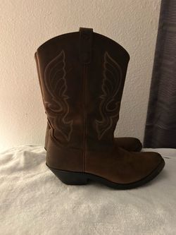 Women’s cowboy boots