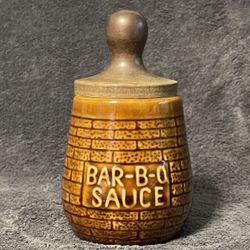 Vintage Bar-B-Q Sauce Condiment Container With Lid and Basting Brush. 