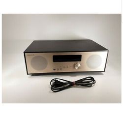 Insignia NS-HAIOR18 All-In-One Stereo Shelf Audio System

