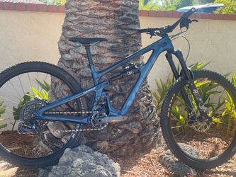 2024 Yeti SB160 C2 GX, Medium