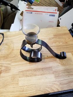 Candle holder