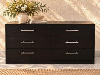 Midnight & Modern | Black 6-Drawer Dresser