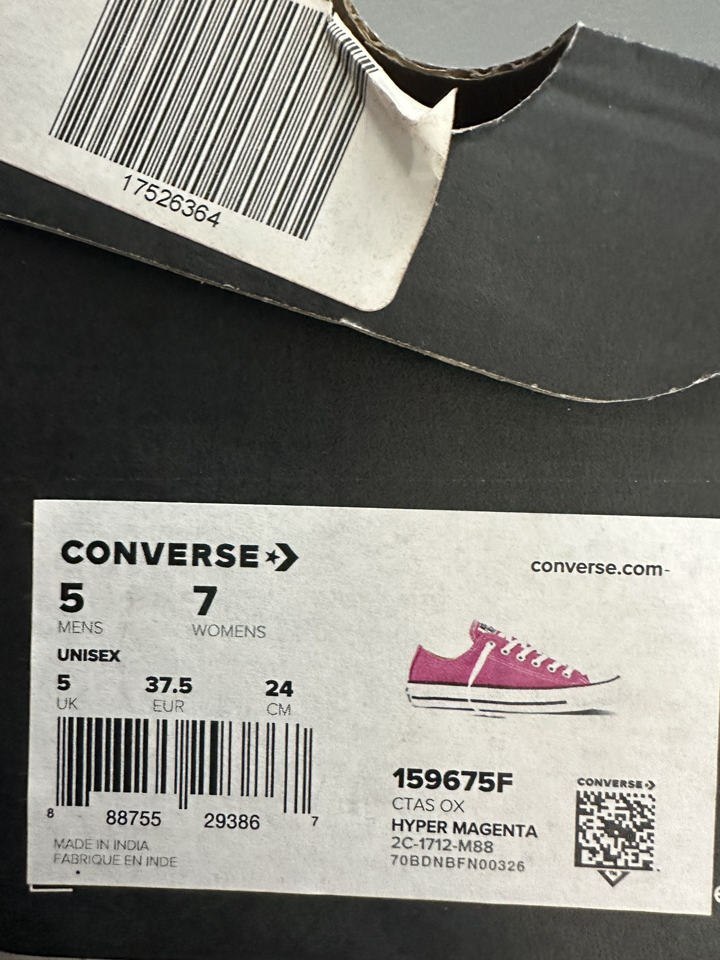 Brand New Pink Converse Chuck Taylor