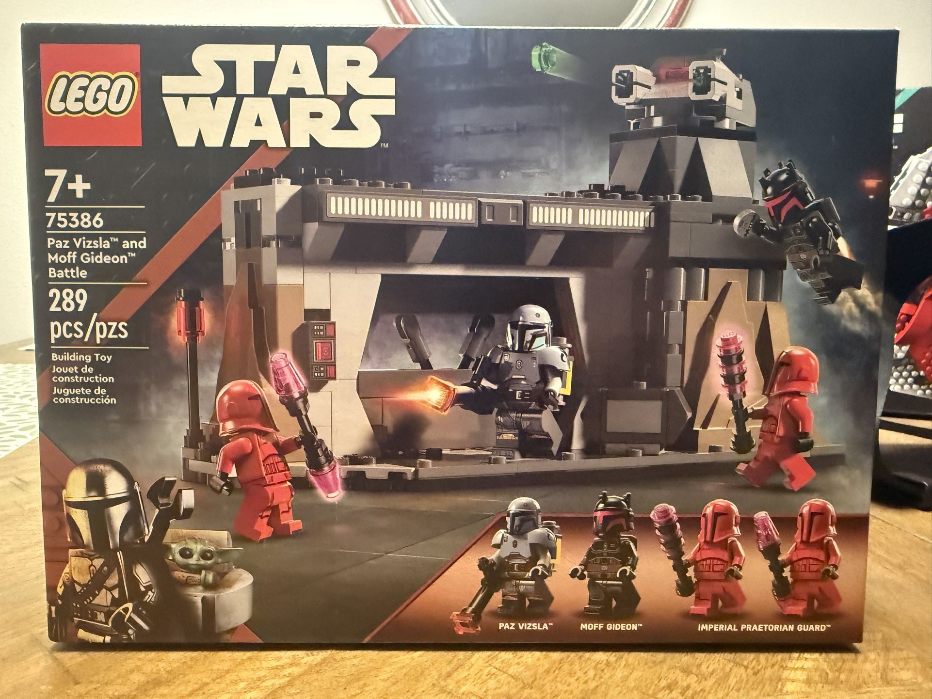 Paz Vizla And Moff Gideon Battle Lego Set