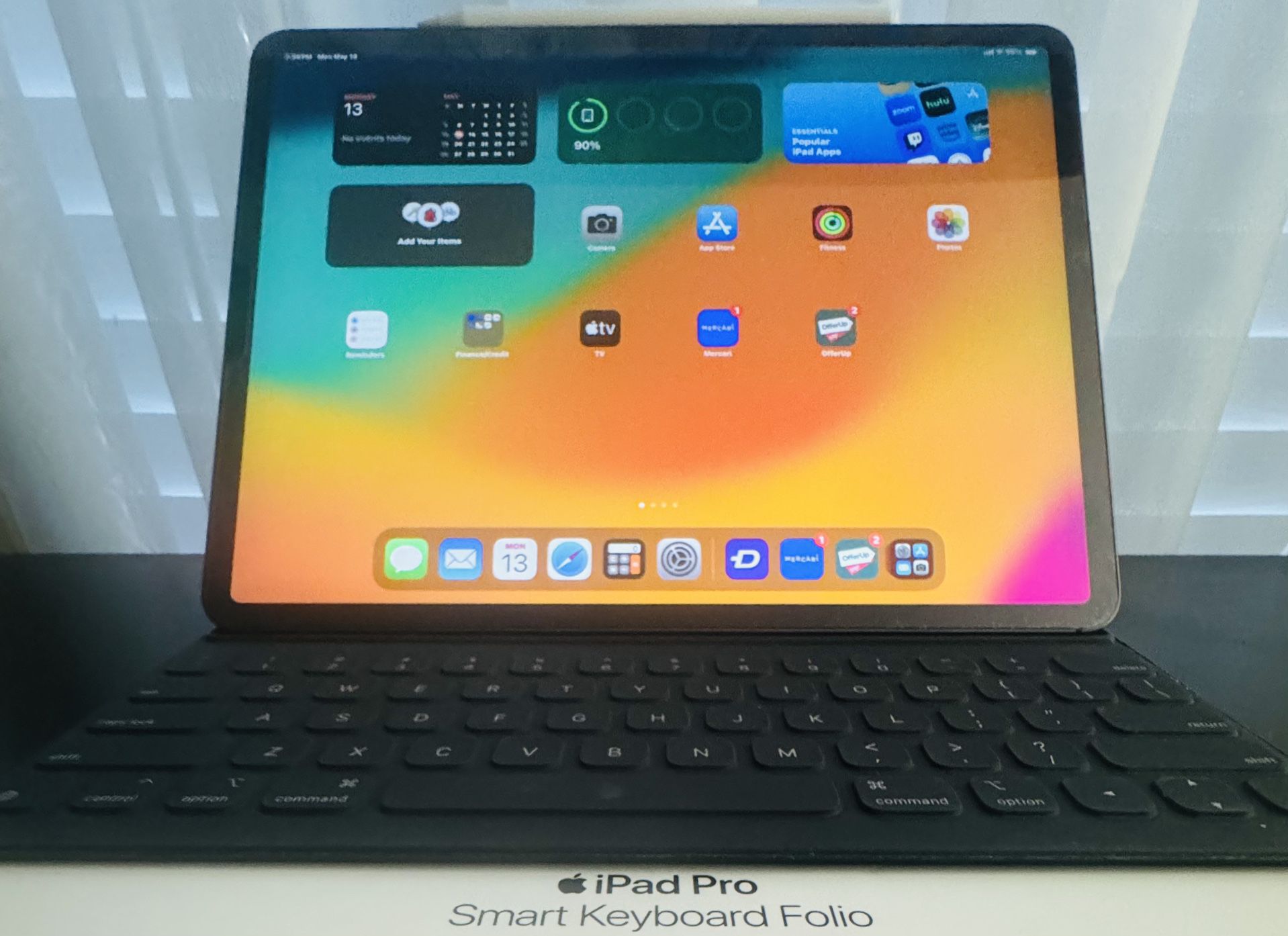 iPad Pro 12.9” (64GB+4G/LTE) 2018 MDL YR - UNLOCKED ~ BUNDLE