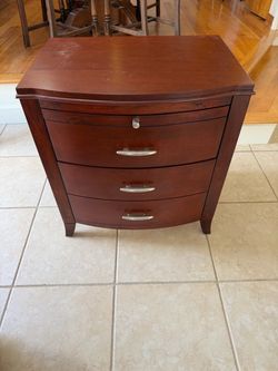 Cherry Wood 4-Drawer Nightstand Chest