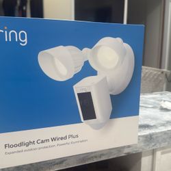 Ring Floodlight Cam Wired Plus New 