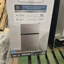 New Mini Fridge With Freezer 3.1 Cubic Feet 