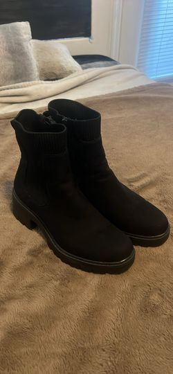 Women’s Chunky Heel Boots SZ 10