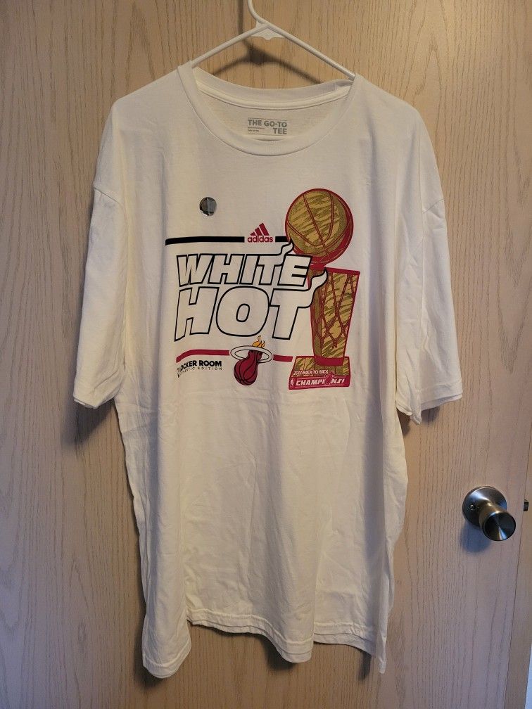 Brand New 2013 Miami Heat Championship T-shirt, "Locker Room Authentic Edition", Men's Size 2XL
