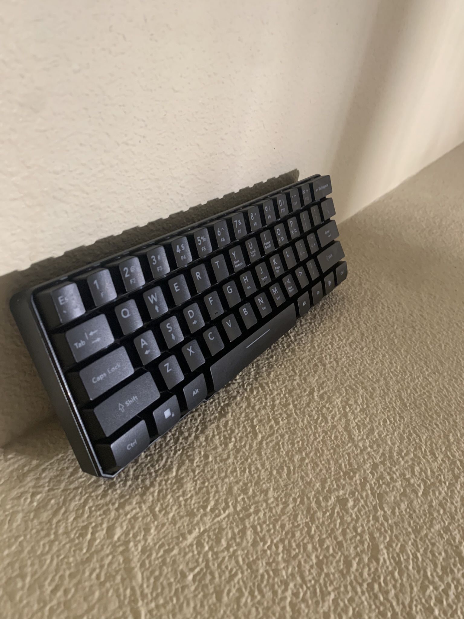 Cheap black keyboard.