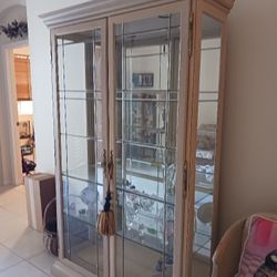 Lighted, Mirrored Curio Cabinet