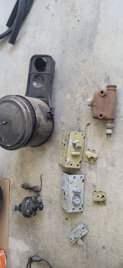1952 Studebaker 2R5 C-cab pickup original parts