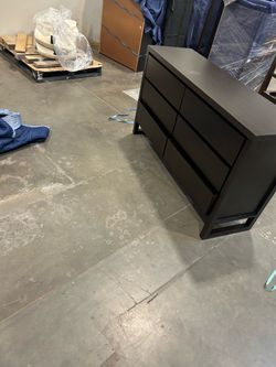 Dark Brown 6-Drawer Dresser