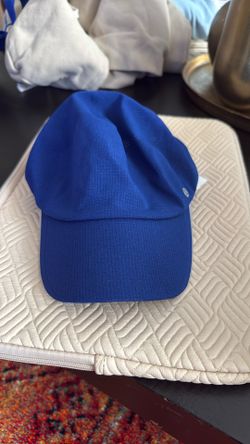 Lululemon hats for women