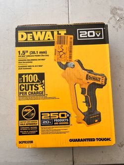 DeWalt 20V Max Cordless Pruner DCPR320B