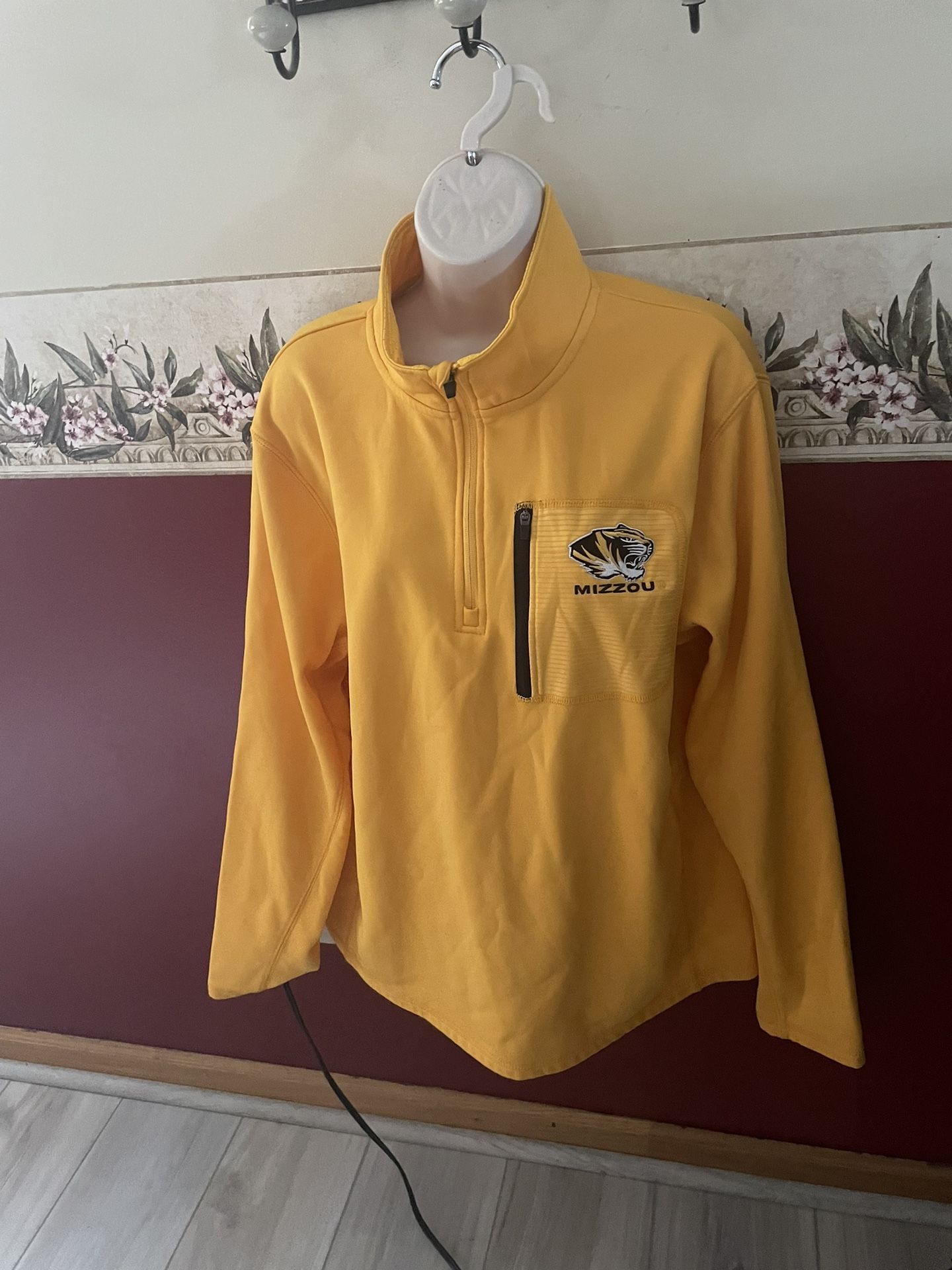 Campus Heritage Mizzou Pullover