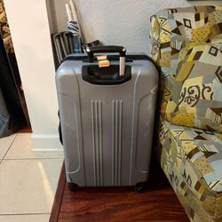 check in luggage 