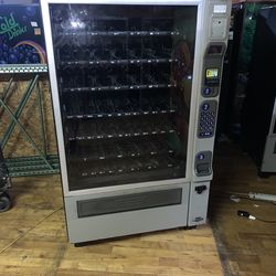 Crane National 181 Snack Machine (6 wide) with warranty