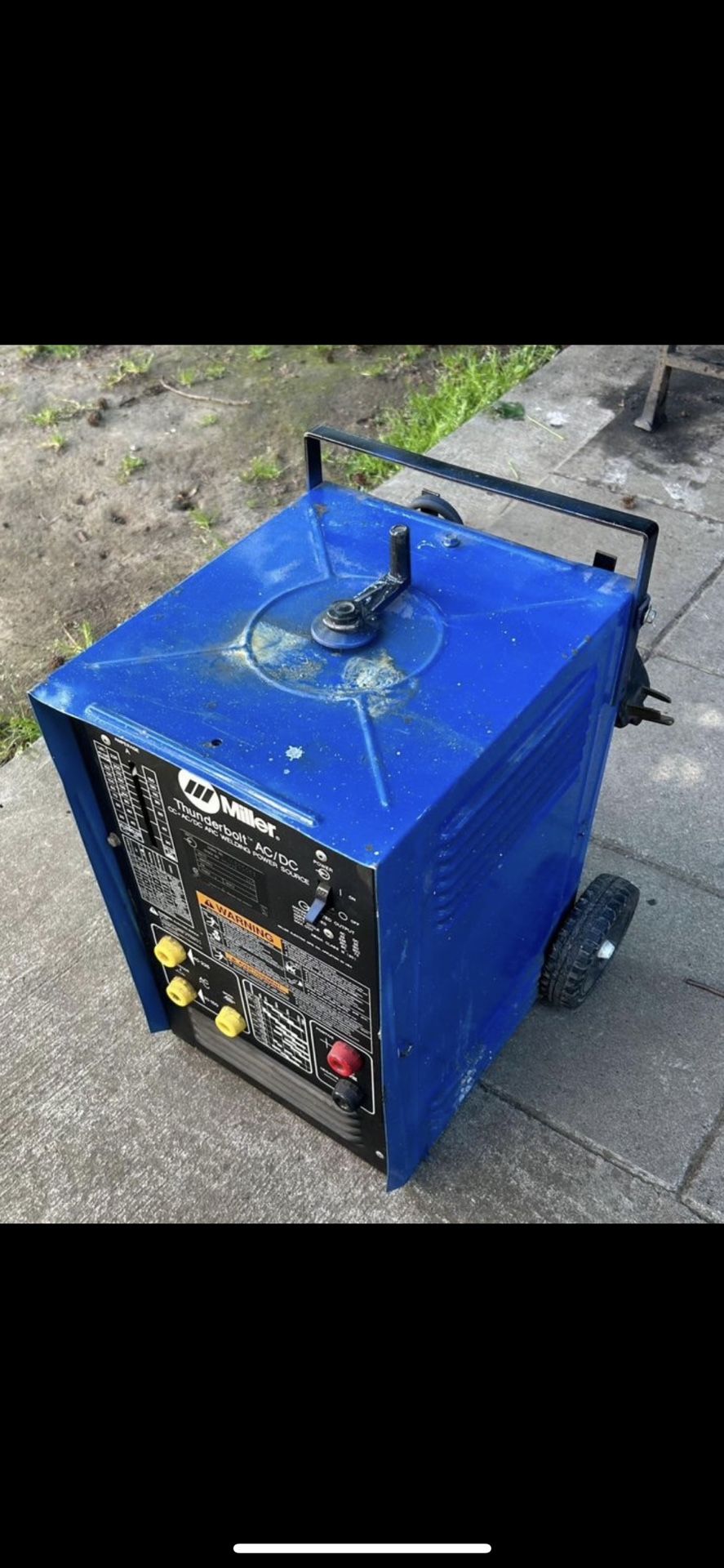 Miller Thunderbolt Ac/DC Welding Power source; Chicago Electric Kit