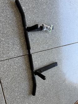 Joist mount pull up bar