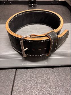 ROGUE 13MM POWERLIFTING BELT Medium