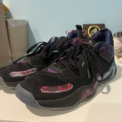 Adidas Don Issue 3 Men’s Size 11