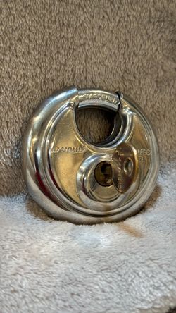 U-Haul lock