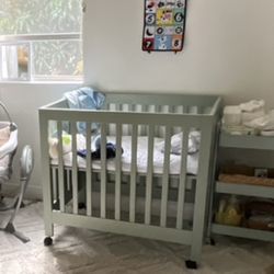 Foldable Mini Crib- Babyletto 