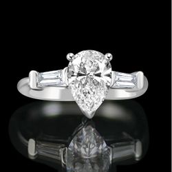 1.5ct Pear Center (side Baguettes) Classic Style Sterling Silver Ring 635R72032