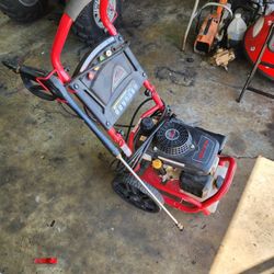 New Pressure Washer 2500psi