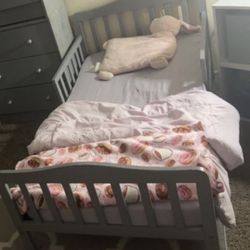 Toddler Bed No Incluye Colchón No Mattress 