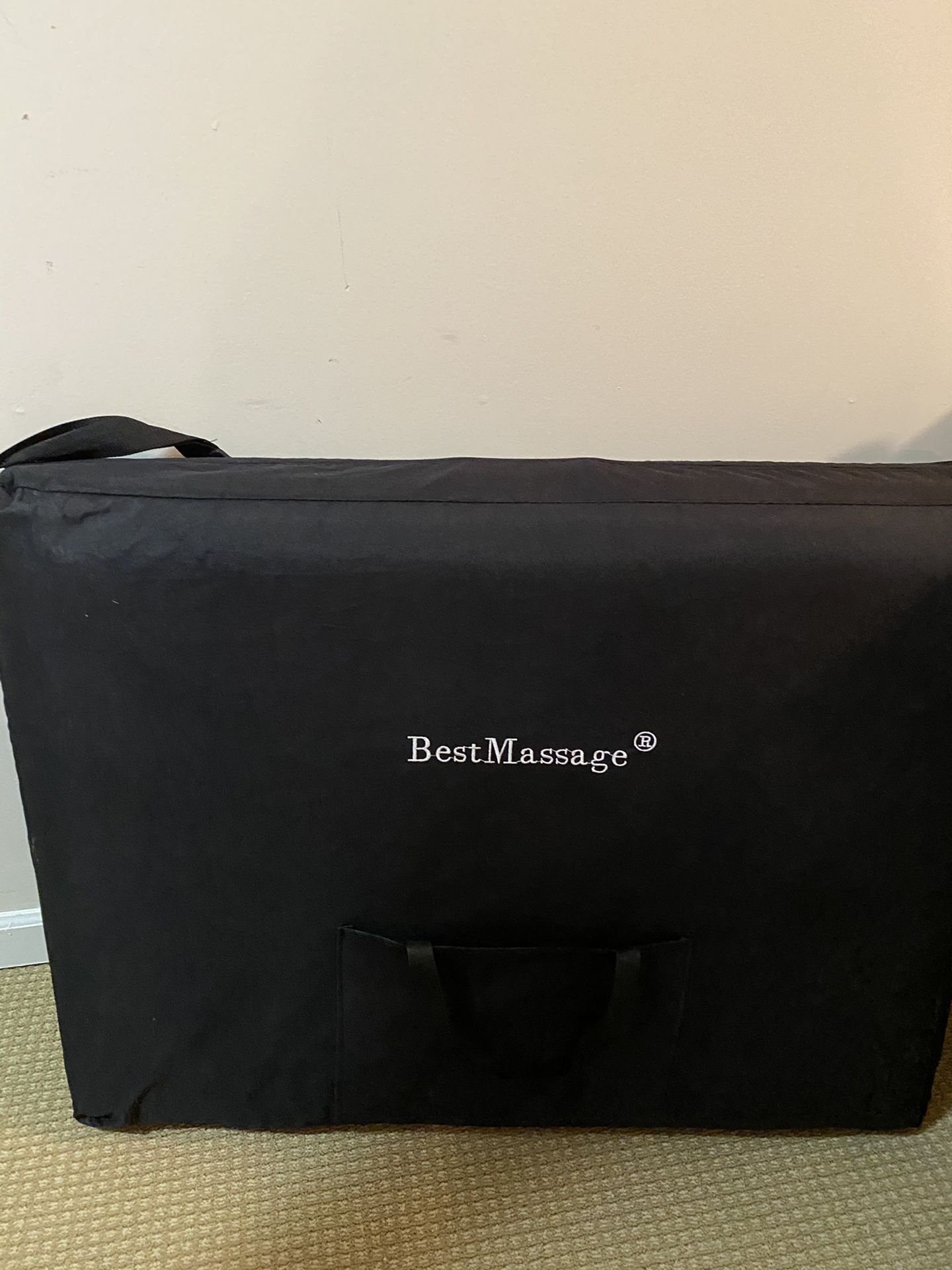 Massage table, almost new