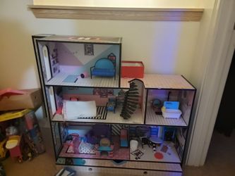 LOL Surprise Doll House and play kitchen