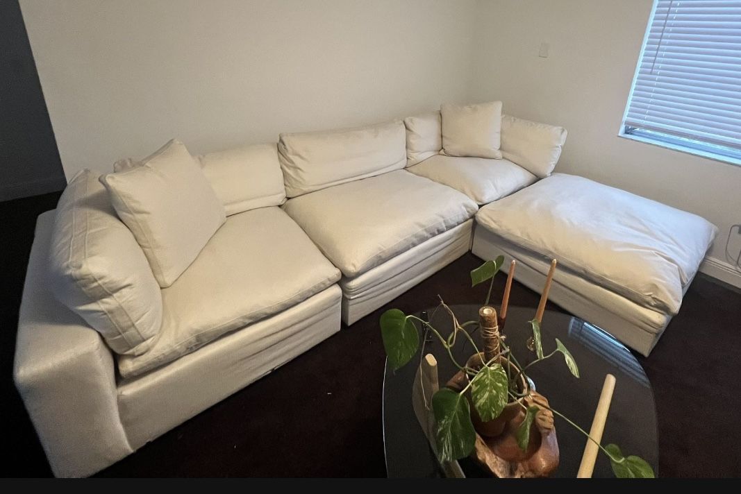 American Signature Cloud Couch