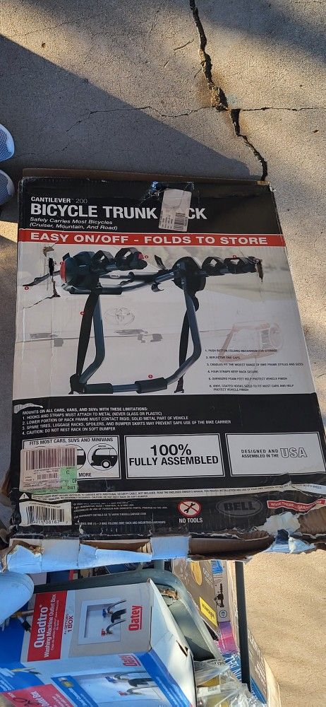Bell Cantilever 200 2-Bike Trunk Rack